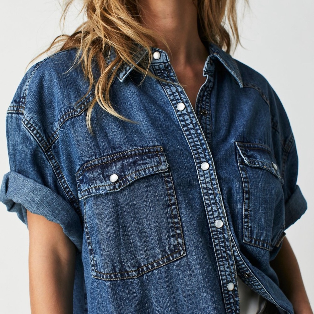 Free people: we the free the short of it denim top